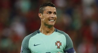 Hvězdný Ronaldo vzhlíží k životnímu snu: Chci po finále plakat štěstím