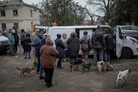 Cherson váhavě zrušil zákaz prodeje alkoholu. Bál se, že opilí lidé nepoznají nebezpečí