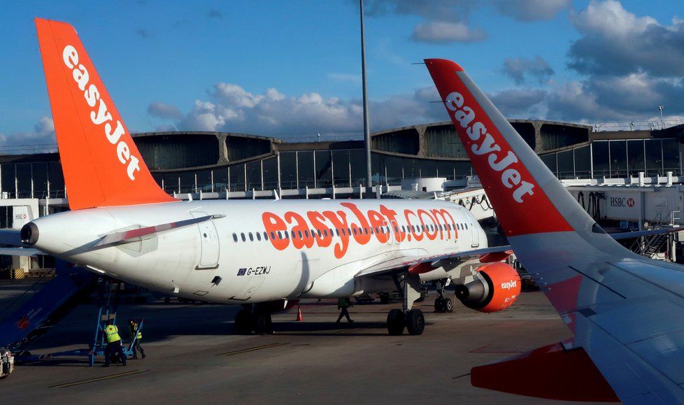 Letadlo nízkonákladové společnosti easyJet