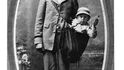 „Pan Lytle doručil chlapce v pořádku na požadovanou adresu, tedy k paní Louis Beagle, zhruba jednu míli od původního domu. Poštovné bylo 15 centů a balík byl pojištěn na 50 dolarů,“ uvádí New York Times ve vydání z 26. ledna roku 1913.