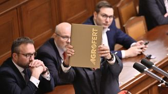 Babiš oznámil řešení střetu zájmů: vzdává se Agrofertu. Pavel ho jmenuje premiérem příští týden v úterý Babiš oznámil řešení střetu zájmů: vzdává se Agrofertu. Pavel ho jmenuje premiérem příští týden v úterý