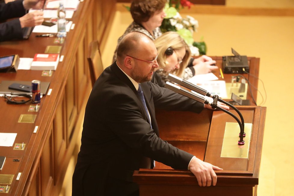 Schůze Sněmovny o důvěře menšinové vládě: Lidovec Jan Bartošek (16.1.2018)