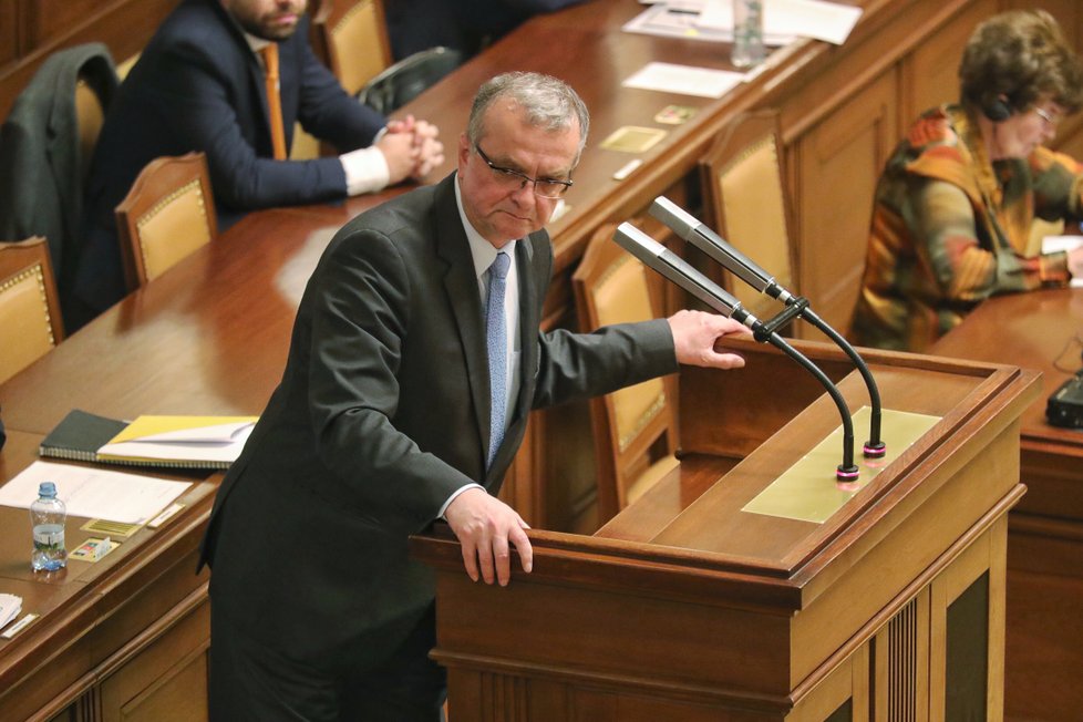 Miroslav Kalousek na schůzi ve Sněmovně