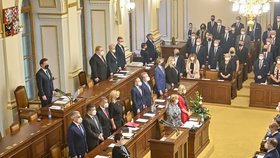 Ustavující schůze nové Sněmovny a dosluhující Babišova vláda (8.11.2021)