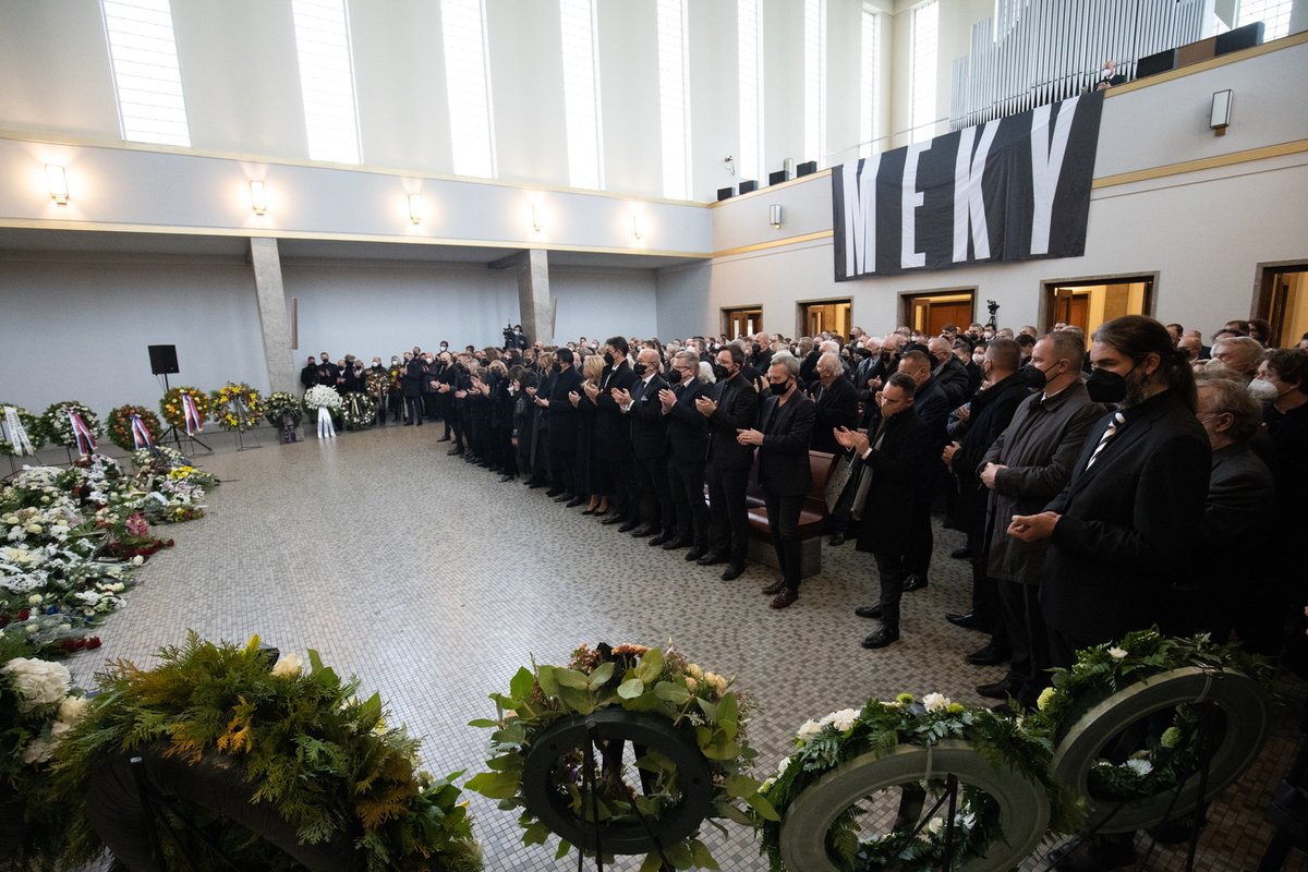 Soukromé fotky rodiny z pohřbu Mira Žbirky