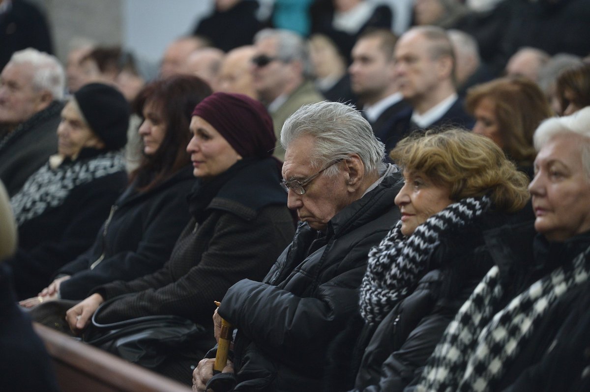 Josef Zíma a Yvetta Simonová s Bartákem vystupovali.