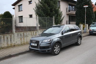 Auto, kterým přijel Miroslav Grégr na poslední rozloučení s Ivem Svobodou.