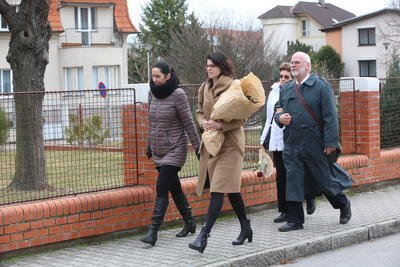 Smutenční hosté na posledním rozloučení s Ivem Svobodou