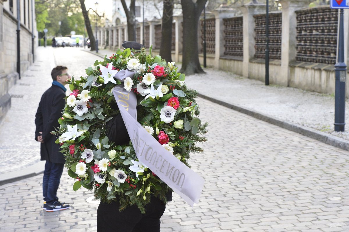 Poslední rozloučení se Stanislavem Grossem.