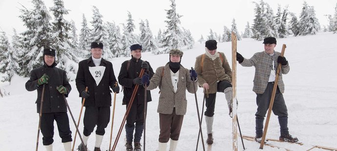 Takhle to vypadá při natáčení historického filmu ze sportovního prostředí