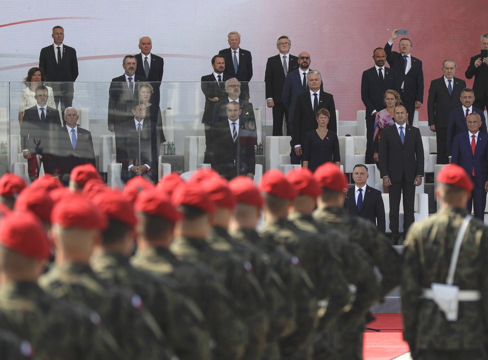 Státníci včetně českého prezidenta Miloše Zemana na pietě v Polsku, (1.09.2019).