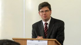 Jiří Pospíšil se stal novým děkanem Právnické fakulty Západočeské univerzity v Plzni
