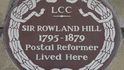 Pamětní deska sira Rowlanda Hilla na jeho londýnském domě