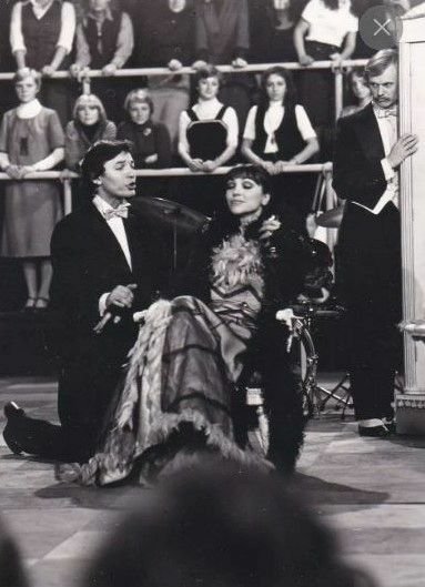 1977 Helena Postránecká s Gottem a Kornem ve slavné směsce Operetní svět.