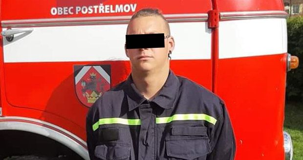 Hasiče Davida (†20) na přejezdu v Postřelmově zabil rychlík: Místní už roky prosí o závory