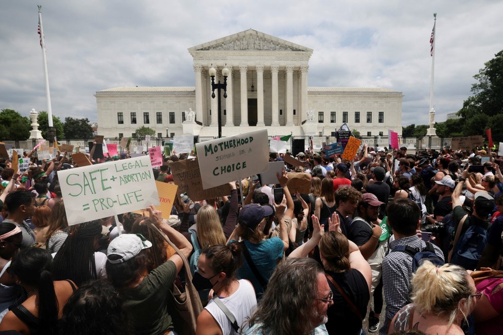 Protesty proti zákazu potratů v USA (24.6.2022)