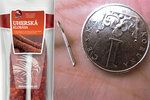 Zákaznice Lidlu v Teplicích našla v klobáse úlomek jehly injekční stříkačky. Veterináři nařídili stáhnout tuny této klobásy z trhu.
