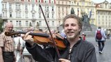 Vyhláška omezující »busking« v Praze je nesmysl, míní pouliční umělci. Prozkoumá ji ministerstvo vnitra