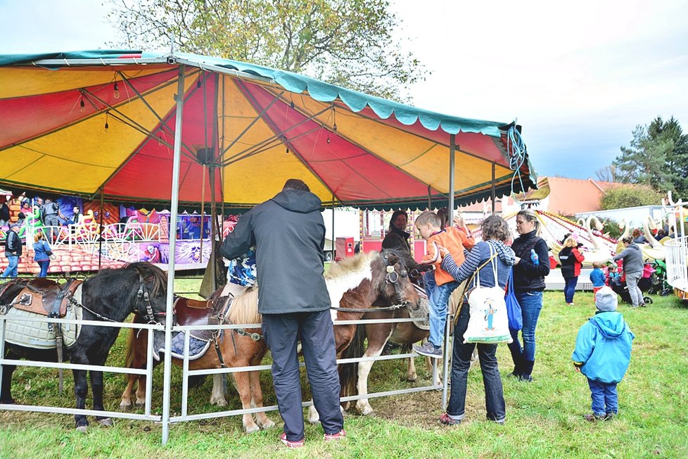 Pouť u břevnovského kláštera patřila den před oficiálním otevřením dětem s handicapem.