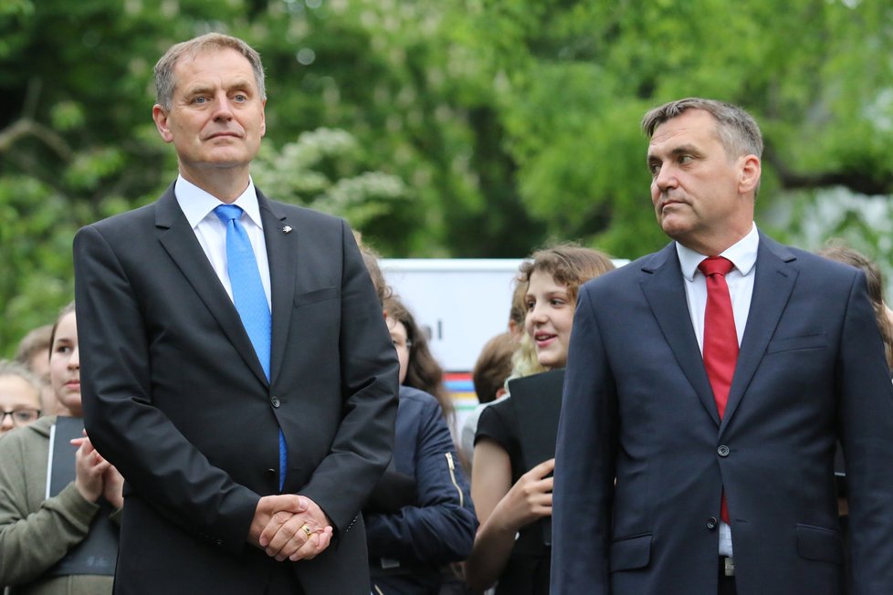 Primátor Schwäbisch Gmünd Richard Arnold (58, CDU vlevo) a primátor Brna Petr Vokřál (ANO, 53).