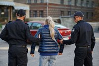 Agresivní bosorka v Havířově zbila a poškrábala ženu: Mám žloutenku!, křičela