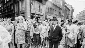 Tragédie, kterým přihlíží mlčící tváře. Czech Photo představuje výjimečnou výstavu Tragédie, kterým přihlíží mlčící tváře. Czech Photo představuje výjimečnou výstavu
