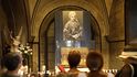 Bernadette Soubirous se po zjevení v Lurdech stala řeholnicí. Po své smrti byla blahořečena a prohlášena za svatou. Bernadette Soubirous se po zjevení v Lurdech stala řeholnicí. Po své smrti byla blahořečena a prohlášena za svatou.