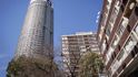Čtvrti Berea a Hillbrow zažily v 90. letech 20. století úpadek, dnes se do mistrovských děl městského brutalismu vrací život. Čtvrti Berea a Hillbrow zažily v 90. letech 20. století úpadek, dnes se do mistrovských děl městského brutalismu vrací život.