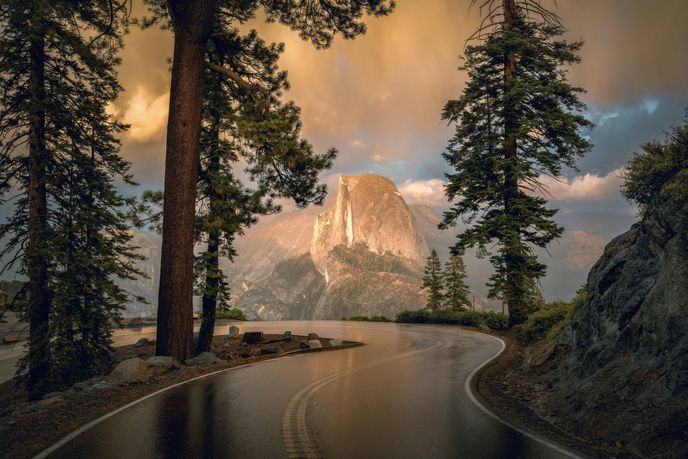 Cesta do hor v Half Dome v Yosemitech Cesta do hor v Half Dome v Yosemitech