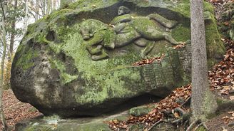 Za uměním do přírody aneb Ojedinělá sochařská díla roztroušená v českých lesích