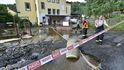 Na Děčínsku sčítají škody po bleskové povodni, poškozené jsou silnice i mosty