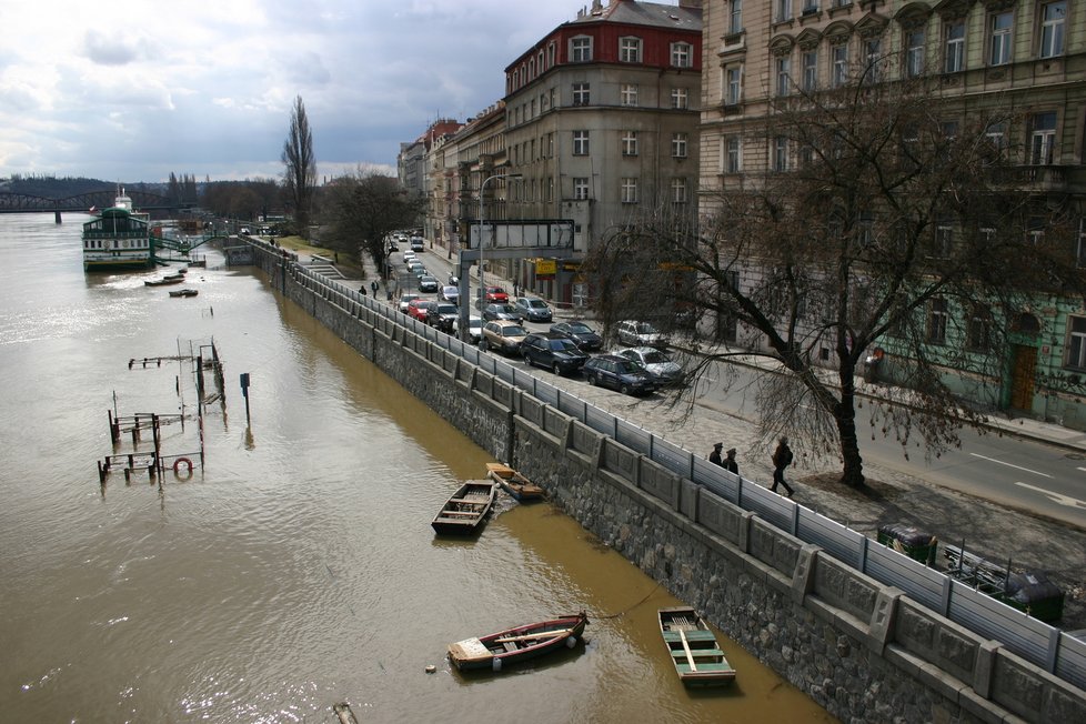 Protipovodňové stěny