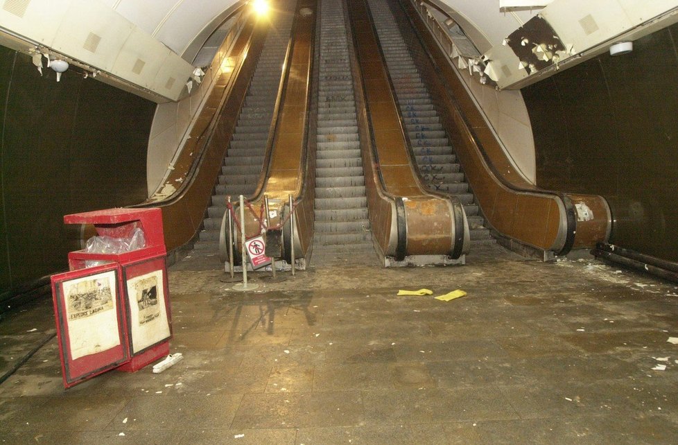 Voda v roce 2002 zaplavila 18 stanic pražského metra.