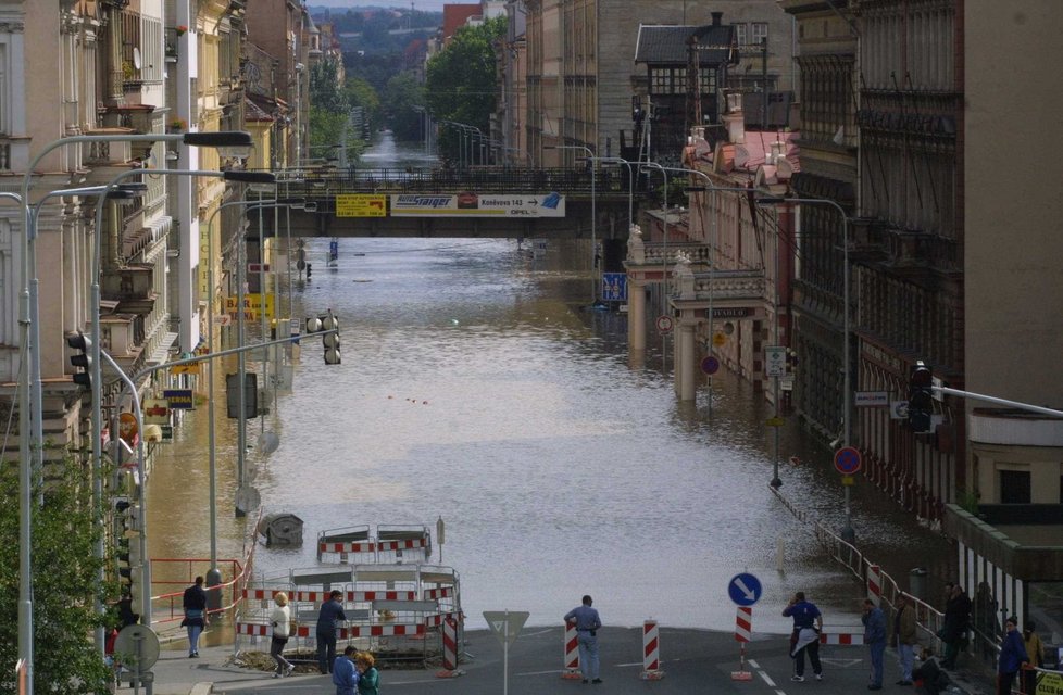 Záplavy roku 2002 v Karlíně.