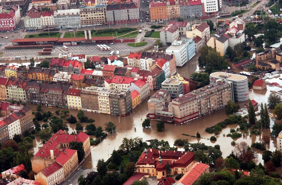 Libeň během povodně roku 2002.