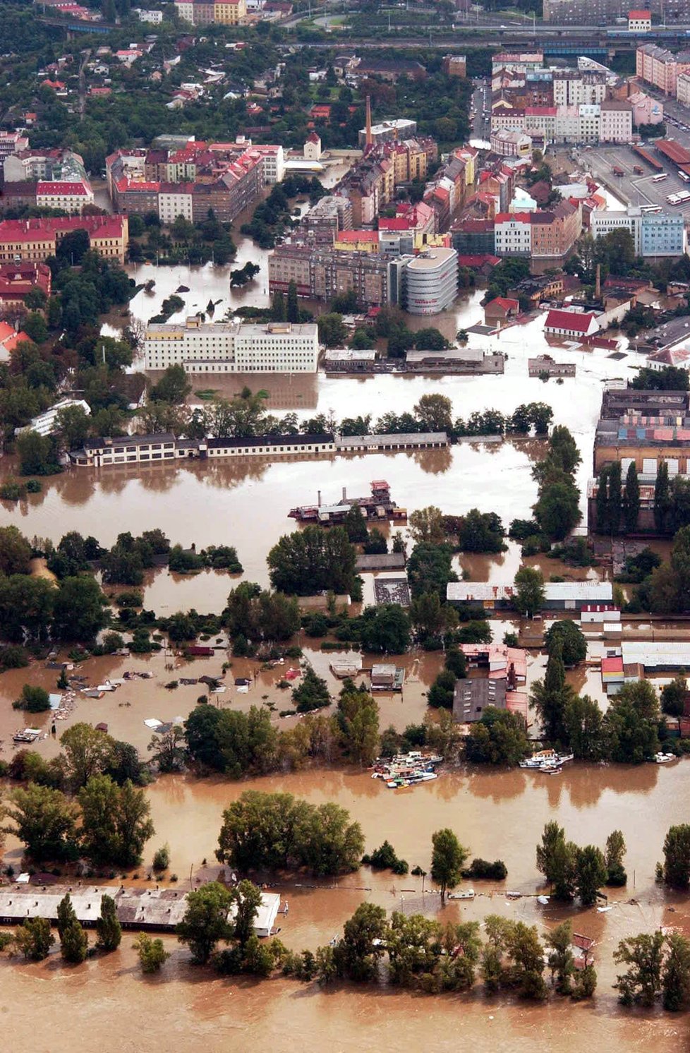 Libeň během povodně roku 2002.