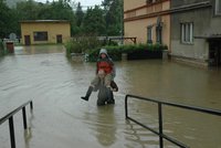 Povodně v Česku: Ve městech dochází chleba!
