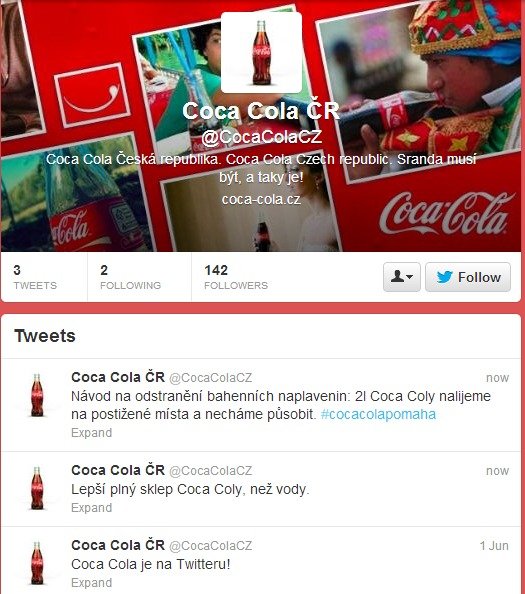 Cola proti velké vodě (jde o falešný profil Coca Coly)