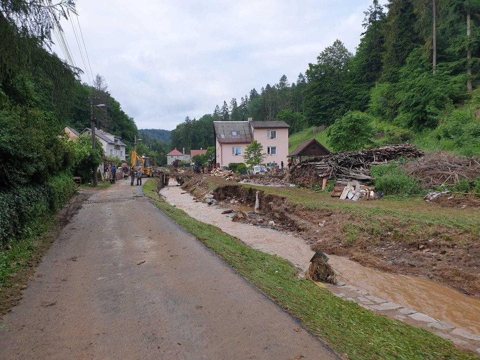 Olomoucký kraj zasáhly lokální povodně. Následky se budou odklízet několik dní