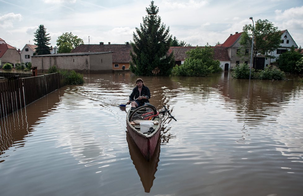 Povodně 2013: Lounky na Litoměřicku 6. června odpoledne