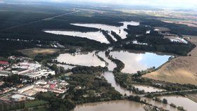 Exkluzivní foto: Takhle povodeň devastuje jižní Moravu! Valí se tu 50letá voda