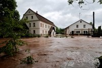 Smrt v povodni: Energetika zabil proud, když odpojoval trafostanici!