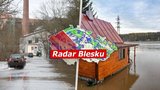 Hladiny rozvodněných řek v Česku pomalu klesají. Povodňové stupně platí na 16 místech, sledujte radar Blesku