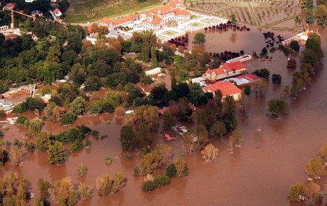 Povodně 2002: Zoo Praha.