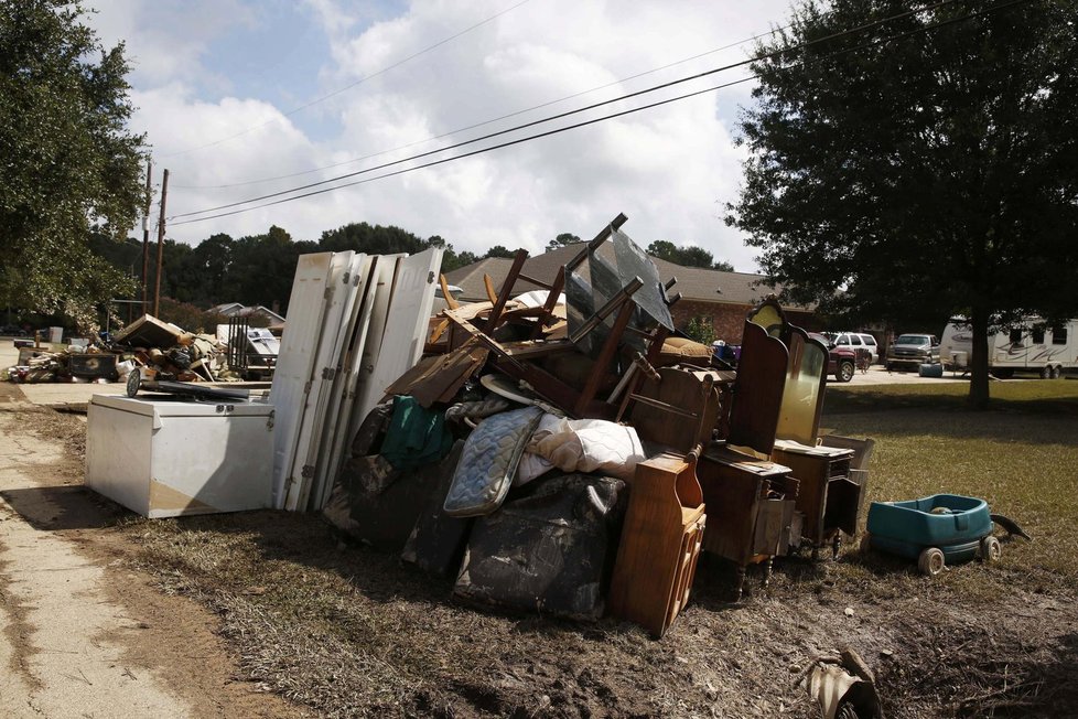 Největší katastrofa od Katriny: Povodně v Louisianě zabily už 13 lidí