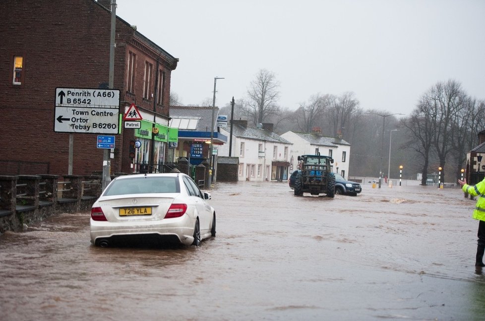 Povodně ve městě Appleby v hrabství Cumbria v severozápadní Anglii.