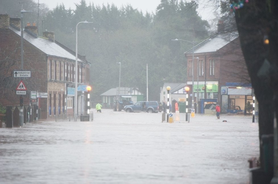 Povodně ve městě Appleby v hrabství Cumbria v severozápadní Anglii.