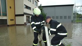 Vydatné deště zvedly hladiny řek ve Zlínkém kraji.
