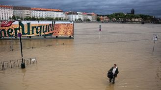 Česko zasáhly povodně. Podívejte se na fotografie Jana Šibíka a čtenářů z míst zasažených velkou vodou
