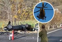 Auto skončilo po čelním střetu na střeše: Máma nepřežila, dcera je v nemocnici